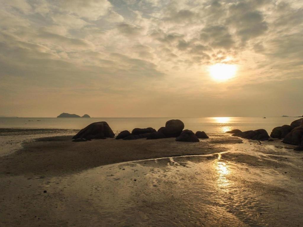 Phangan Cabana Resort Haad Son Buitenkant foto